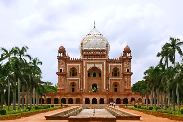 safdarjung tomb